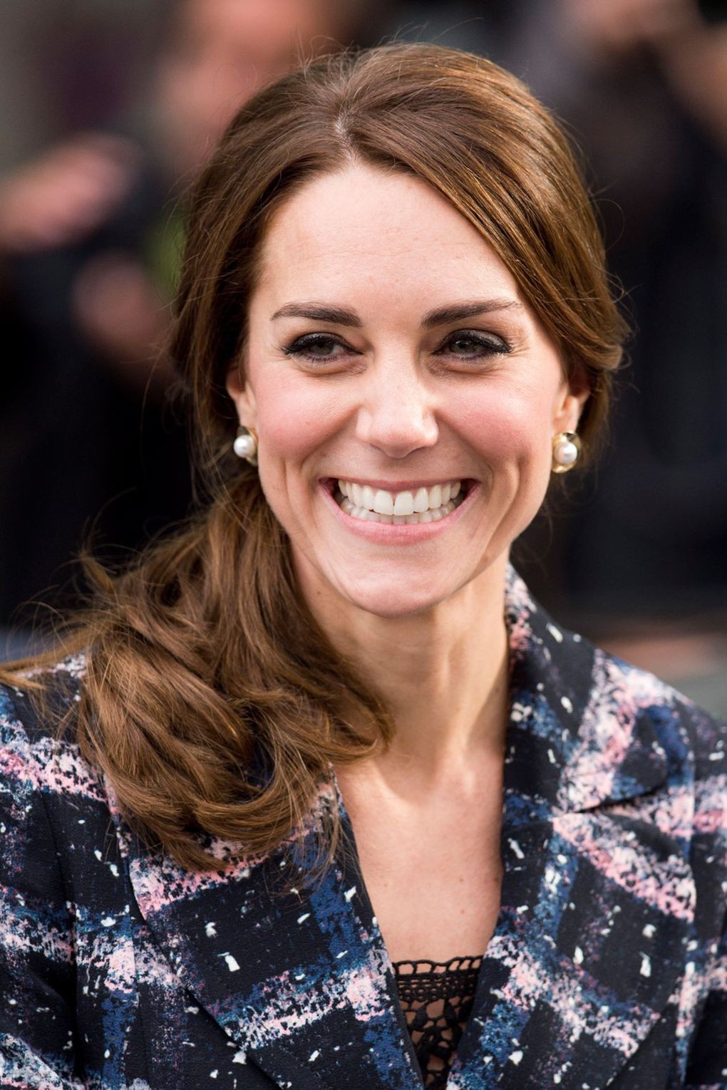 duchess-of-cambridge-3-vogue-14oct16-getty_b