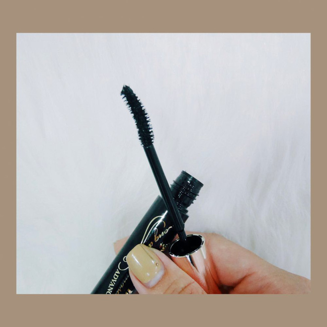 Trải nghiệm 4 cây mascara giá phải chăng, cô nàng này đã chứng minh không cần đồ đắt tiền cũng có được hàng mi dài mượt, cong vút - Ảnh 6.