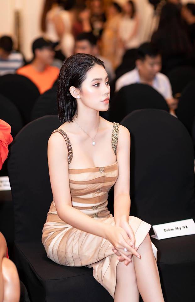 Dám làm điều mà nhiều Hoa hậu ngại ngần, Mỹ Linh và Jolie Nguyễn đều thăng hạng phong cách vù vù! - Ảnh 12.