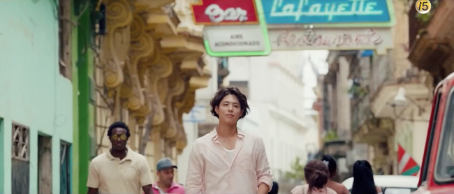 Phim của Song Hye Kyo - Park Bo Gum tung teaser đẹp hút hồn khiến fan rụng tim - Ảnh 3.
