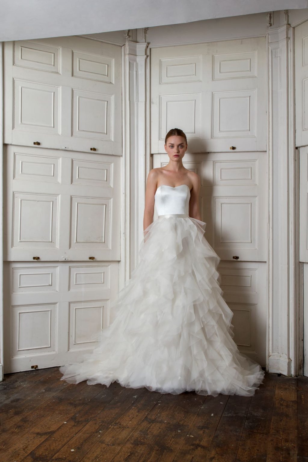 Xu hướng thời trang cưới lấy cảm hứng từ váy cưới của Chiara Ferragni và Meghan Markle 13