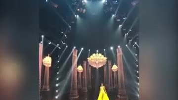 Màn xoay váy 'đỉnh cao' của H'Hen Niê khiến khán giả Thái Lan reo hò