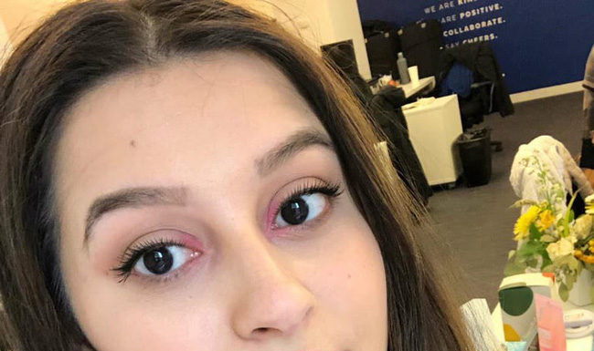 Màu son đỏ không bao giờ lỗi mốt của Kim chất lượng ra sao? Đây là nhận xét thật thà của 3 beauty editor