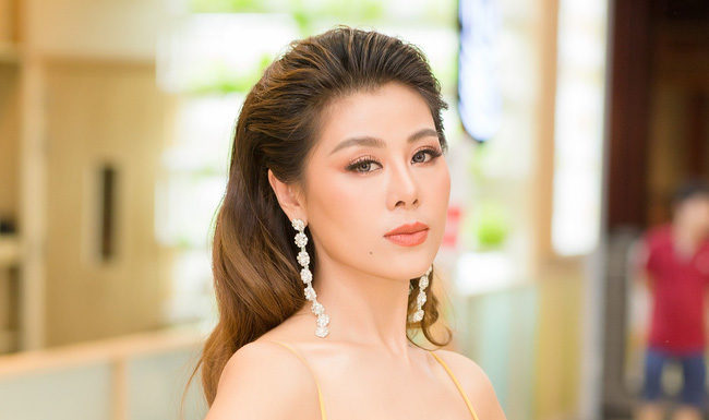 Nam Thư bật khóc, hé lộ chuyện vay nợ hơn 300 triệu đồng để làm phim