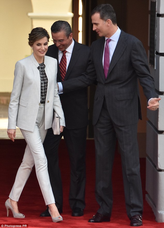 Học ngay tuyệt chiêu diện suit từ người phụ nữ mặc suit đẹp nhất giới Hoàng gia: Hoàng hậu Letizia - Ảnh 4.