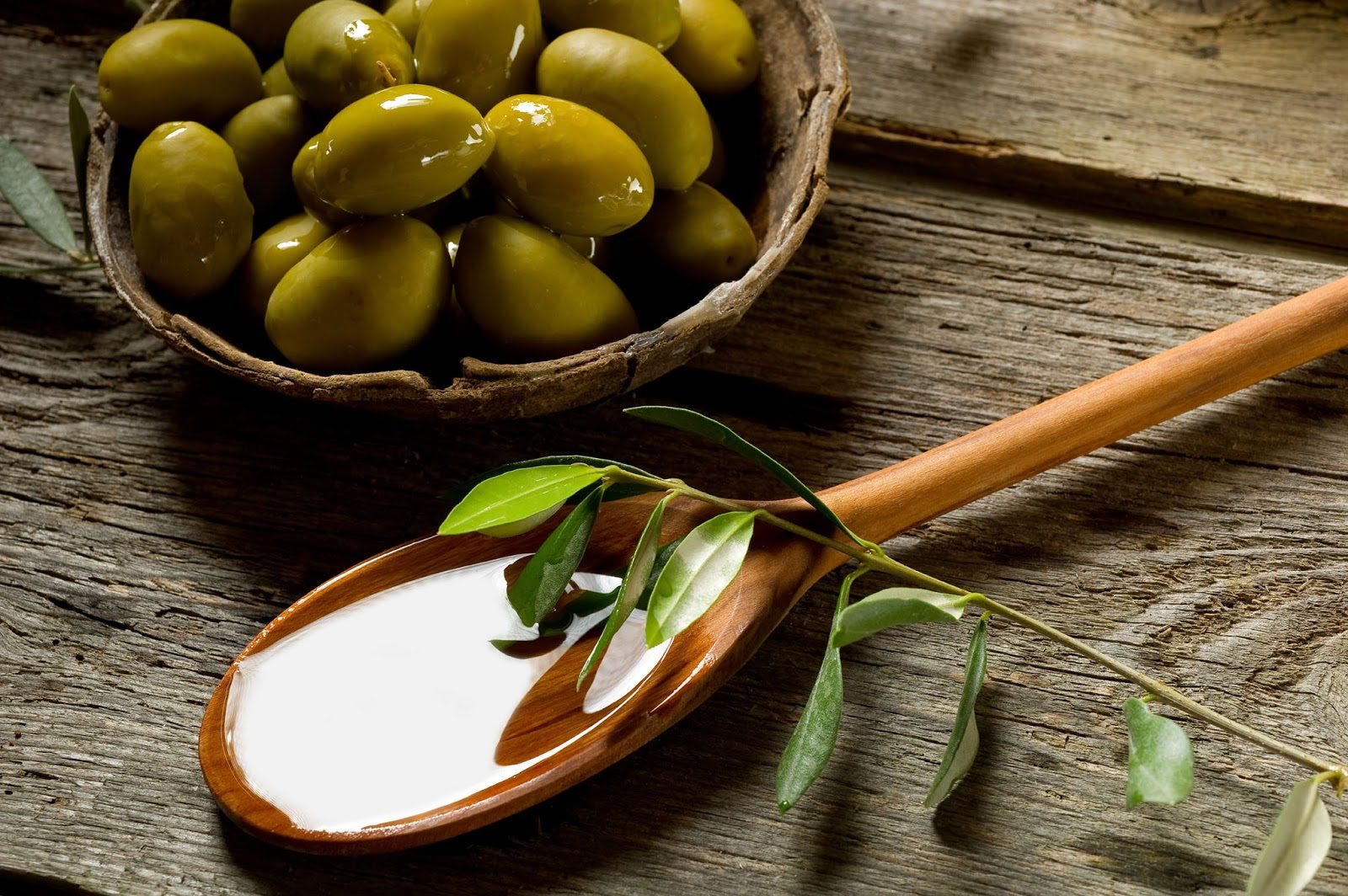 dầu olive là thực phẩm làm đẹp da