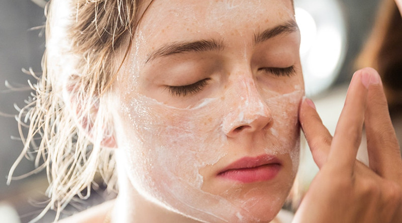 Bức tranh toàn cảnh về làn da khi bạn quá lạm dụng treatment: AHA, BHA Bức tranh toàn cảnh về làn da khi bạn quá lạm dụng treatment: AHA, BHA