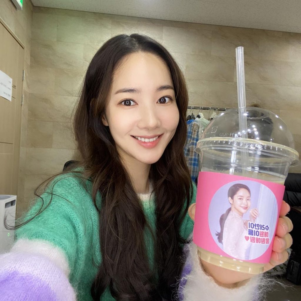 Bổ sung sinh tố giúp đẹp da. Bổ sung sinh tố giúp đẹp da.