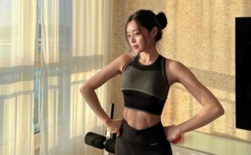 6 bài tập giúp vai và lưng săn chắc hơn cho nàng công sở ngồi nhiều